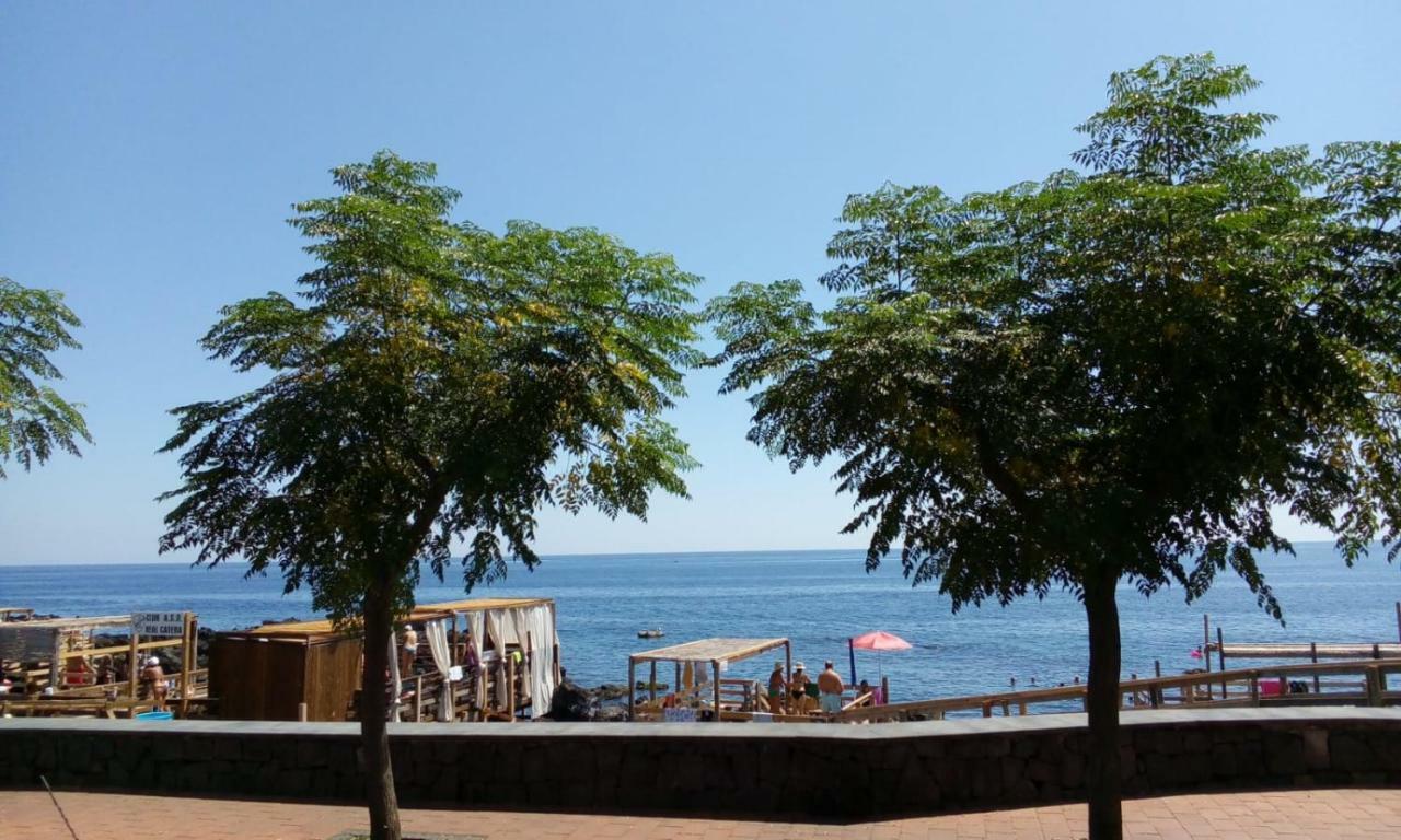 Infinito Mare Villa Acireale Exteriör bild